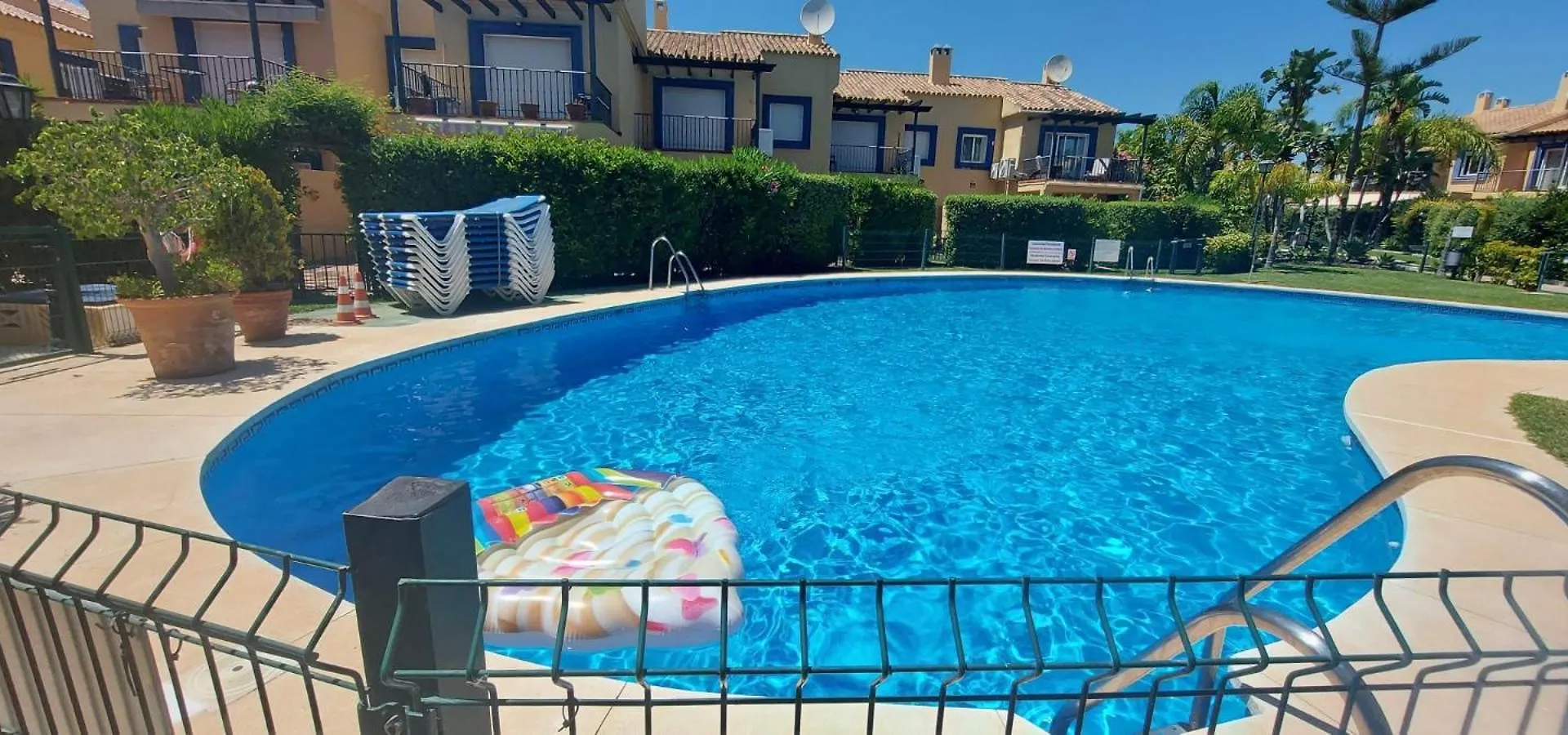 New - Mija Basement Loft Apartment Steps From Beach - Perfect For Sun And Sport Seekers Marbella